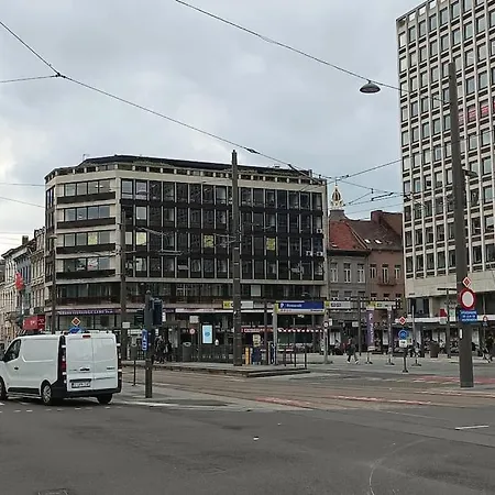 Apartament Sweet 1 Double And 2 Single Beds