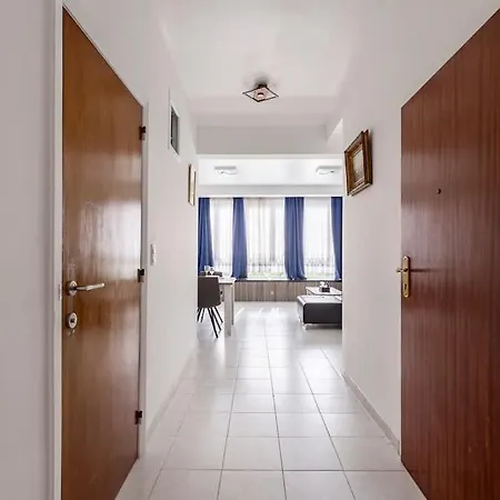 公寓 Sweet 1 Double And 2 Single Beds